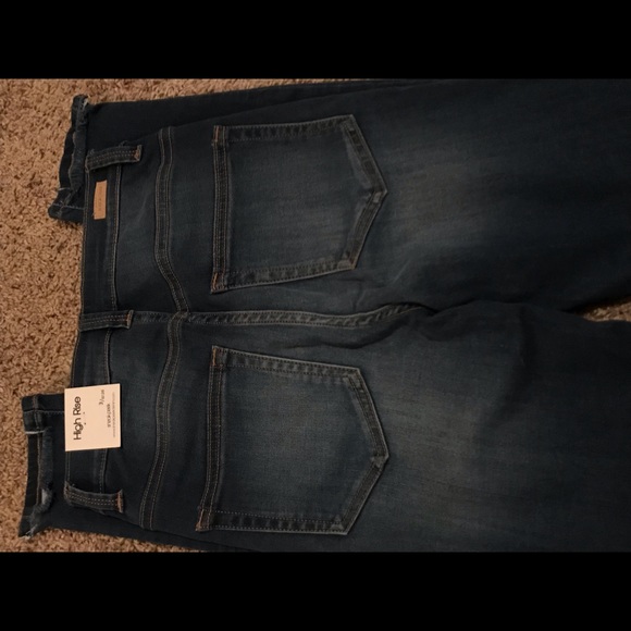 Sneak Peek High Rise Slit Knee Jeans - Picture 3 of 6